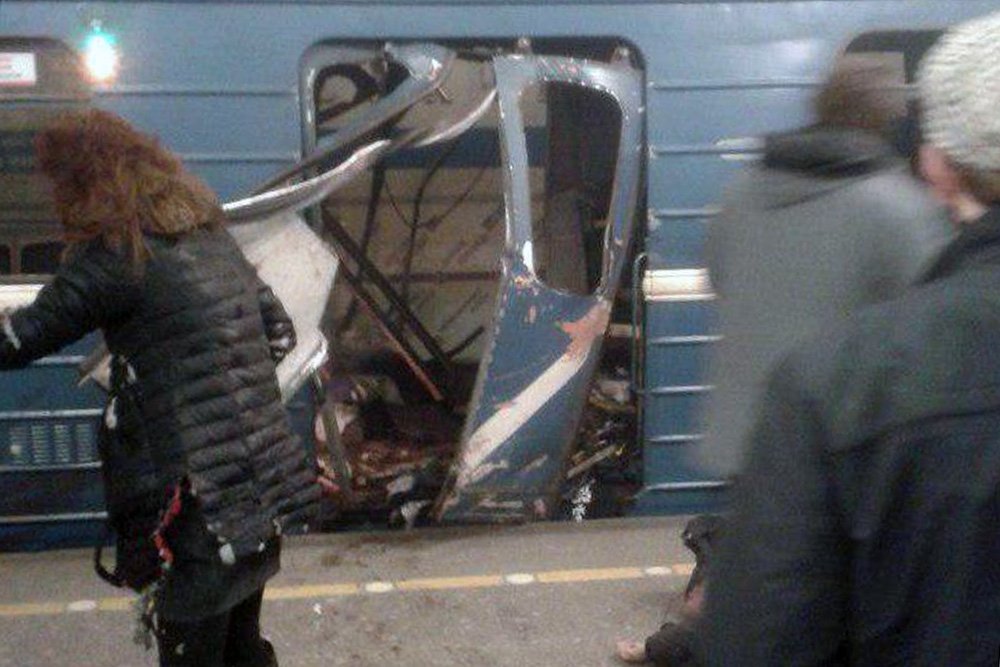 Взрыв в метро в Санкт-Петерюурге